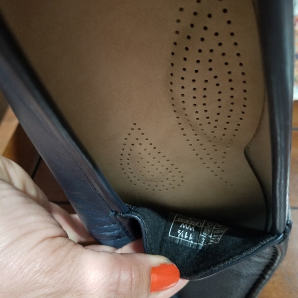 SAS Women's Shoes. Like new. - Picture 4 of 5